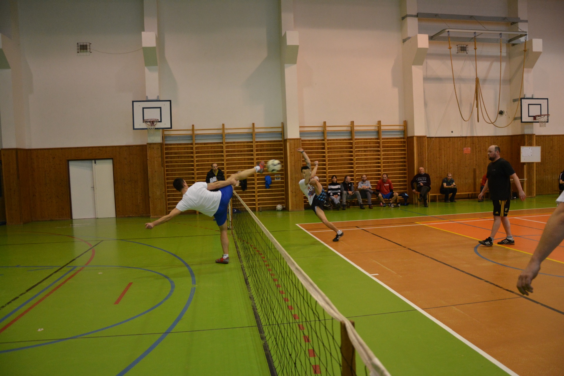 Semifinále AC Masáž prasat - 3T